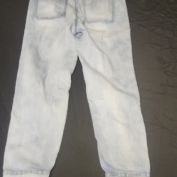 Wit & Wisdom Light Blue Distressed Jeans - Picture 5 of 7